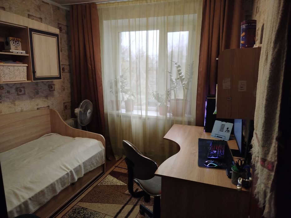 Продам 4-х комнатную квартиру в девятиэтажном доме на ПЗТО