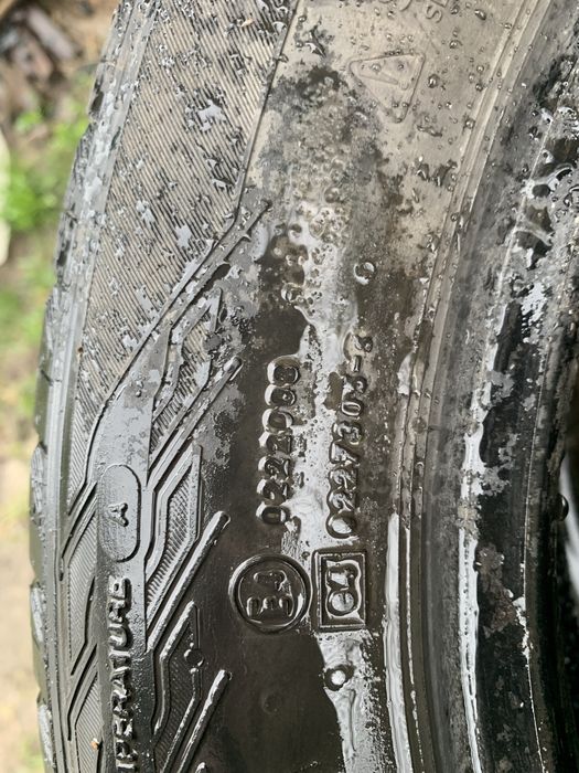 Продам гуму 185 65 r15 4 шт!