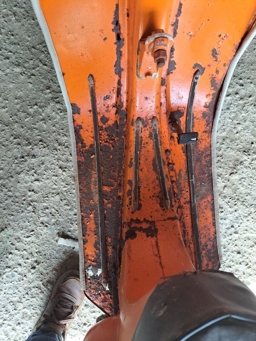 Vespa 50s 1971 para restauro