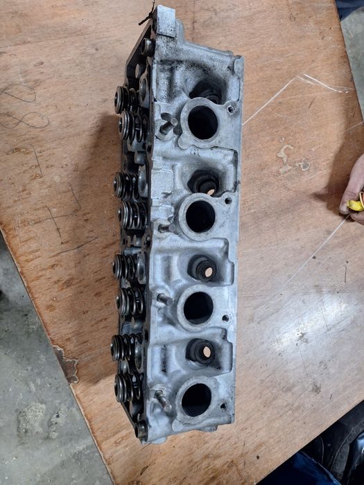 Продам головка опель вектра А 2.0