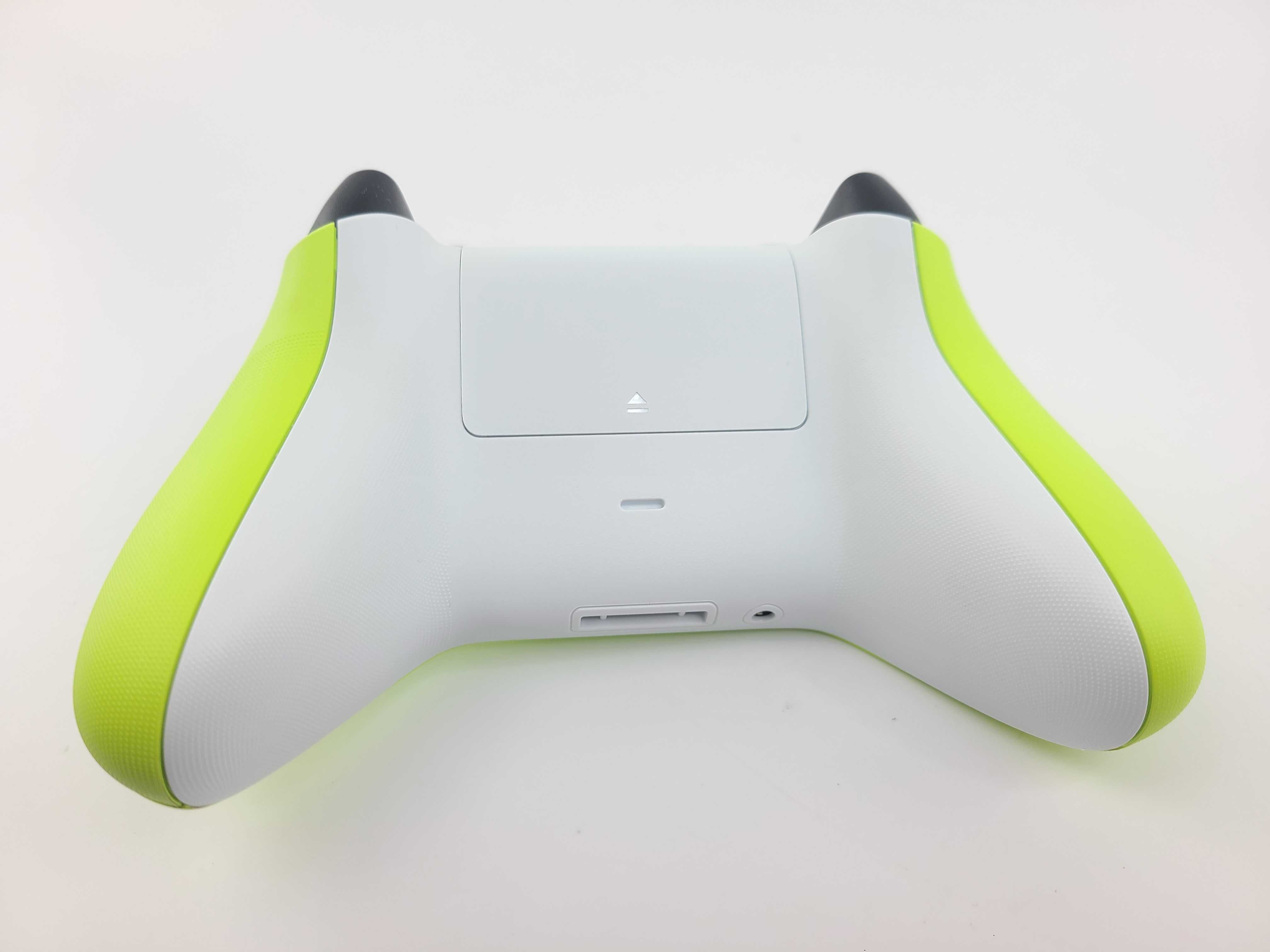 Геймпад Microsoft Xbox Series X/S Wireless Robot White / Electric Volt