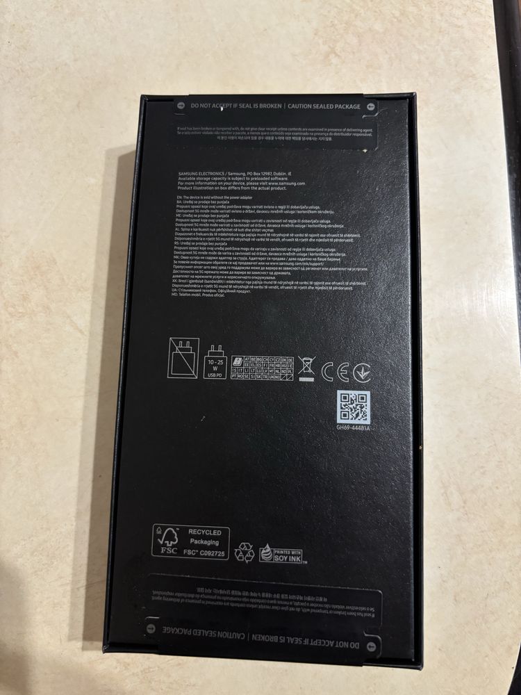 Смартфон Samsung S24 mint 128г