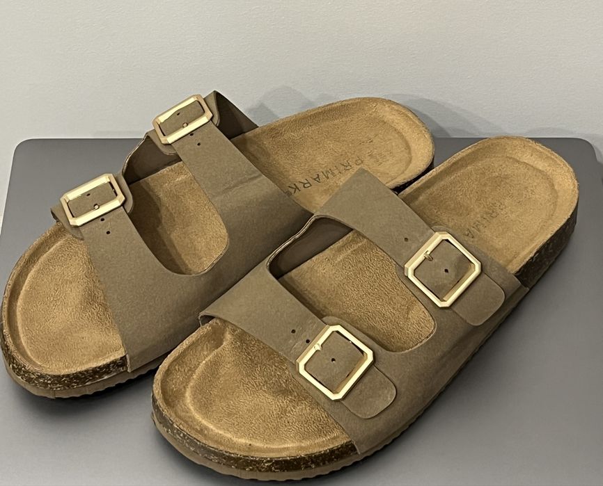 Шльопанці Primark