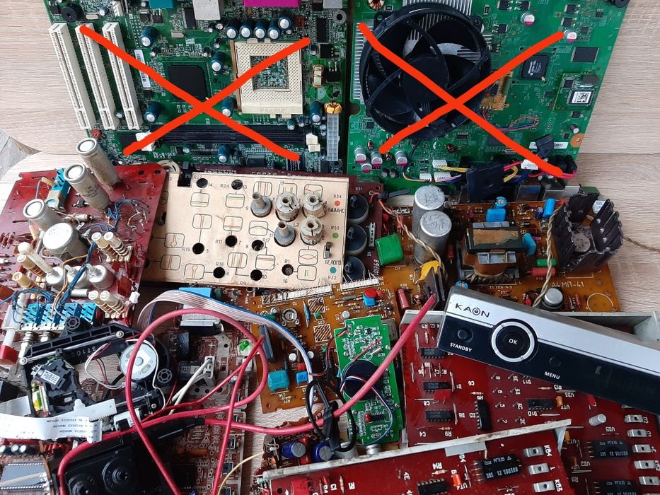 Платы на запчасти.