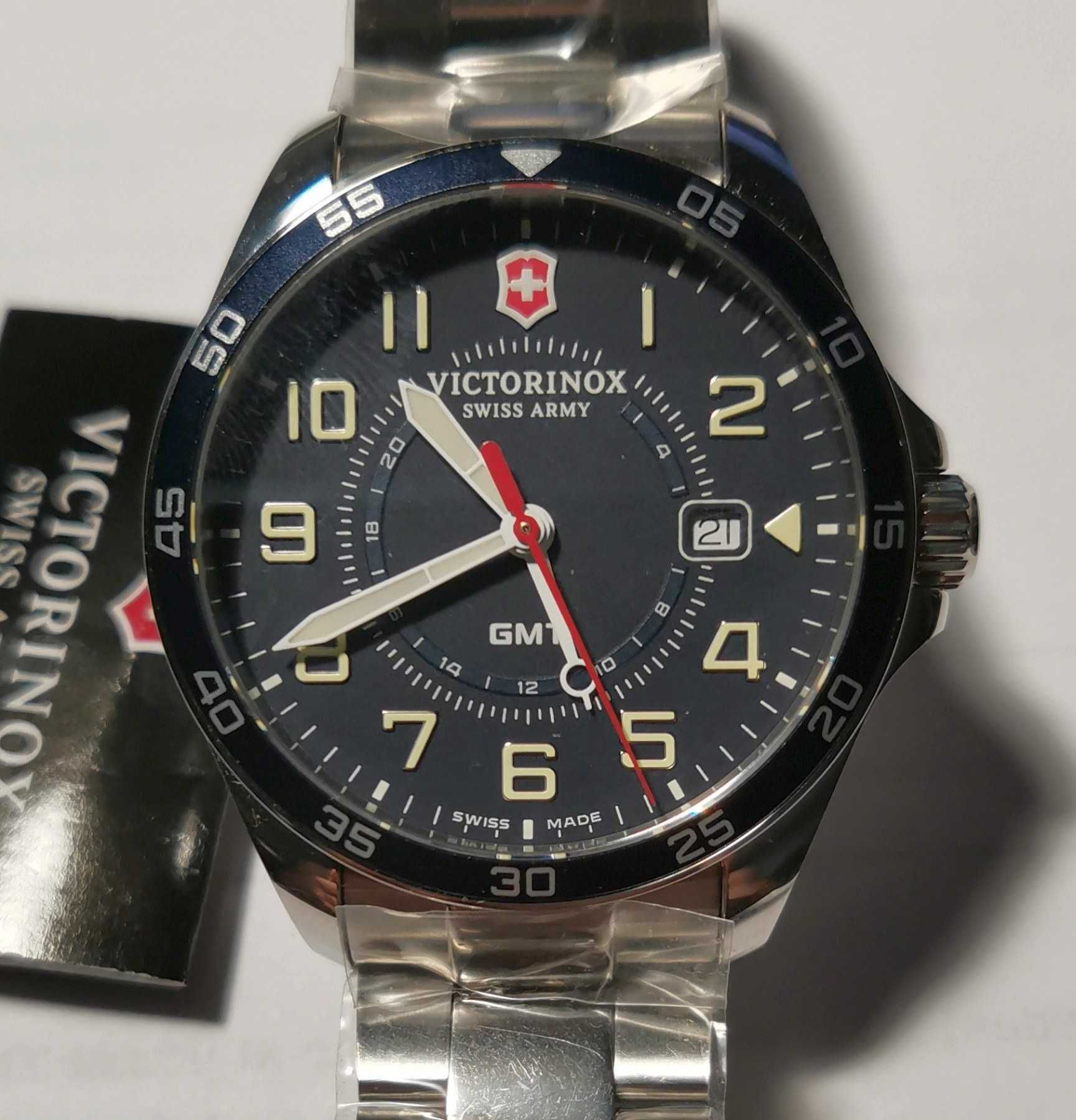 Новий швейцарський годинник Victorinox Swiss Army Fieldforce GMT