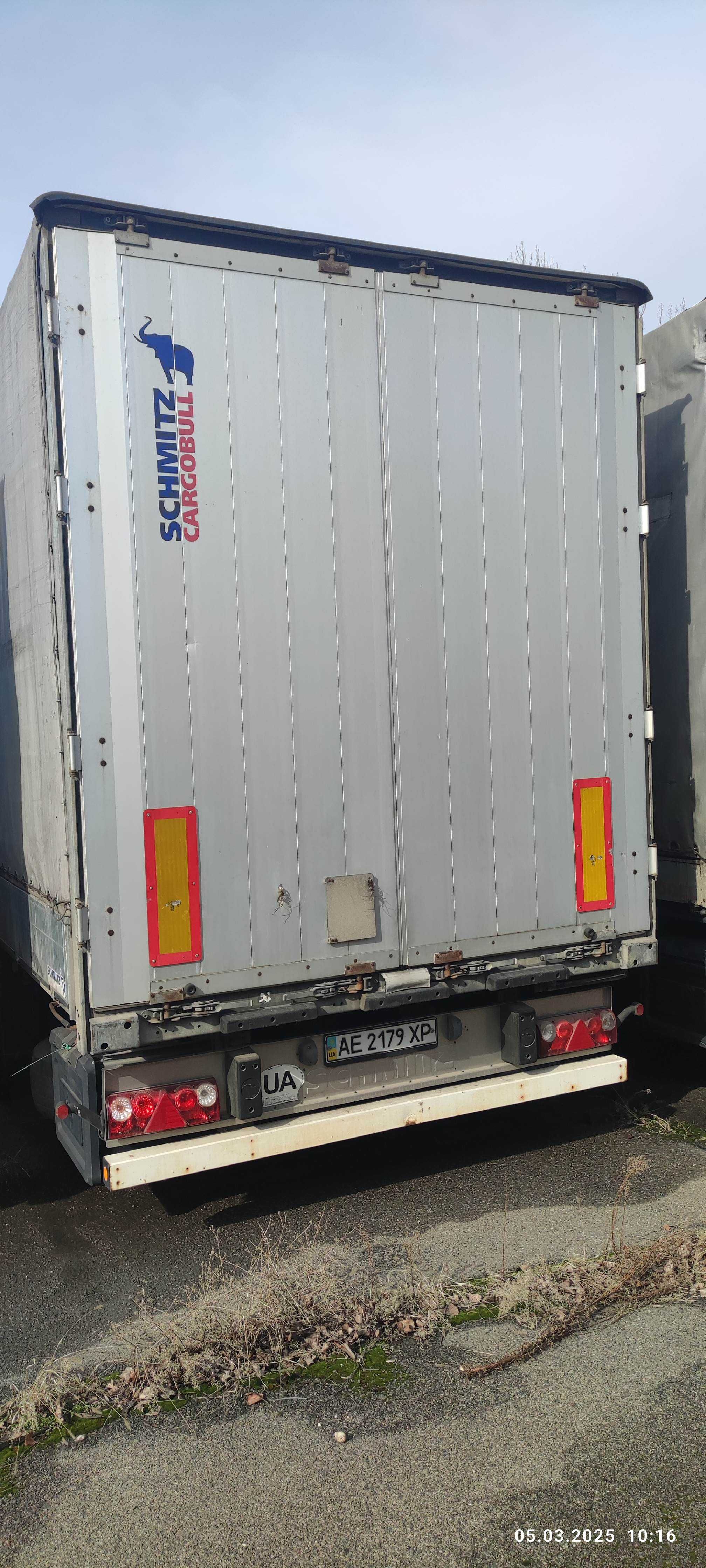 Продаж, Тягач-Е Volvo FH 4x2, з напівпричепом  SCHMITZ SPR24