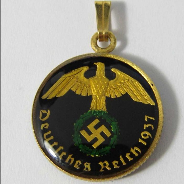 Moeda de 10 pfennig do Reich Alemão de 1937 com suástica