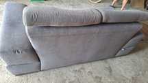 Sofa dwuosobowa nie rozkładana