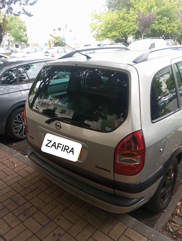 Opel Zafira 2.0 DTI