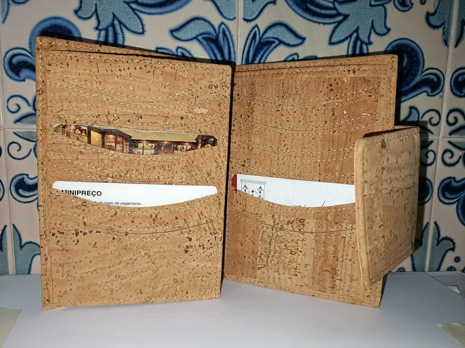 Carteira em cortiça e tecido
