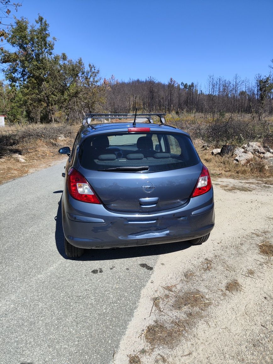 Opel corsa D 1.3 Cdti