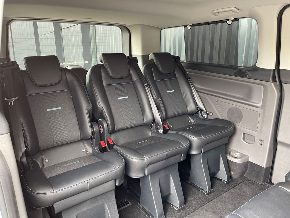 Wynajem Busów 9 i 8 -osobowych Wypożyczalnia Wrocław Ford Tourneo