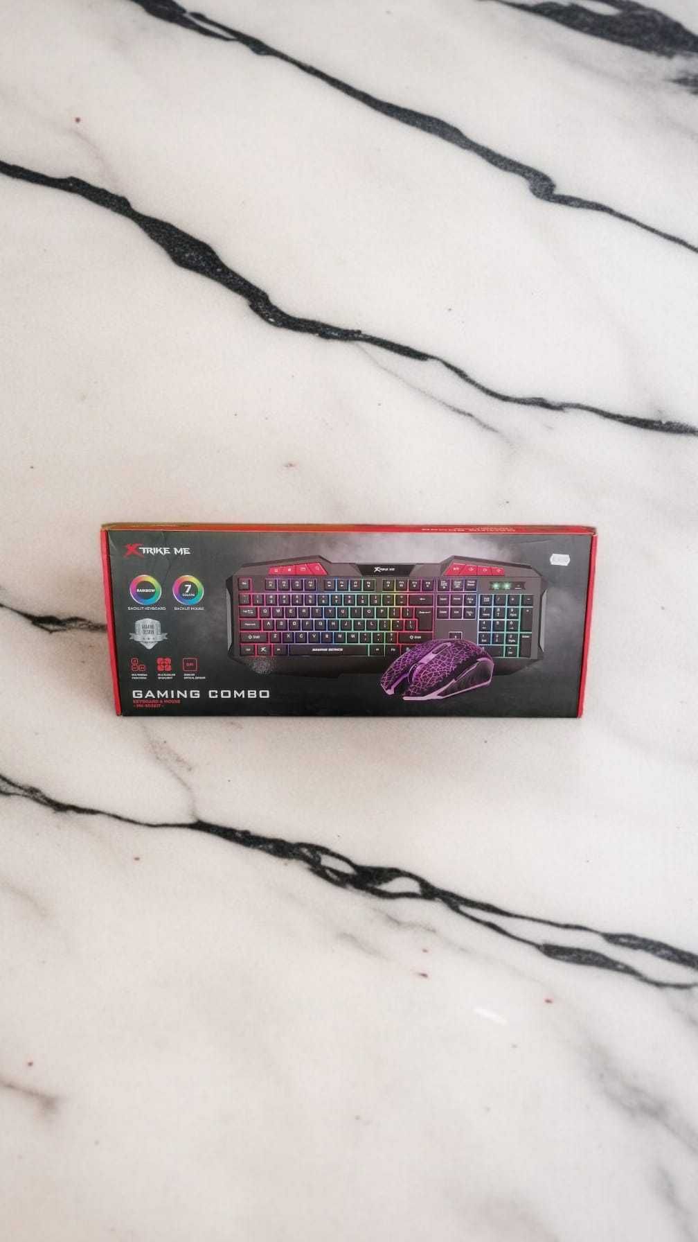 Conjunto XtrikeMe teclado e rato
