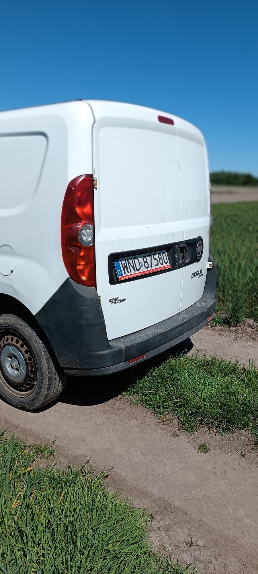 Sprzedam samochód dostawczy Fiat Doblo Maxi