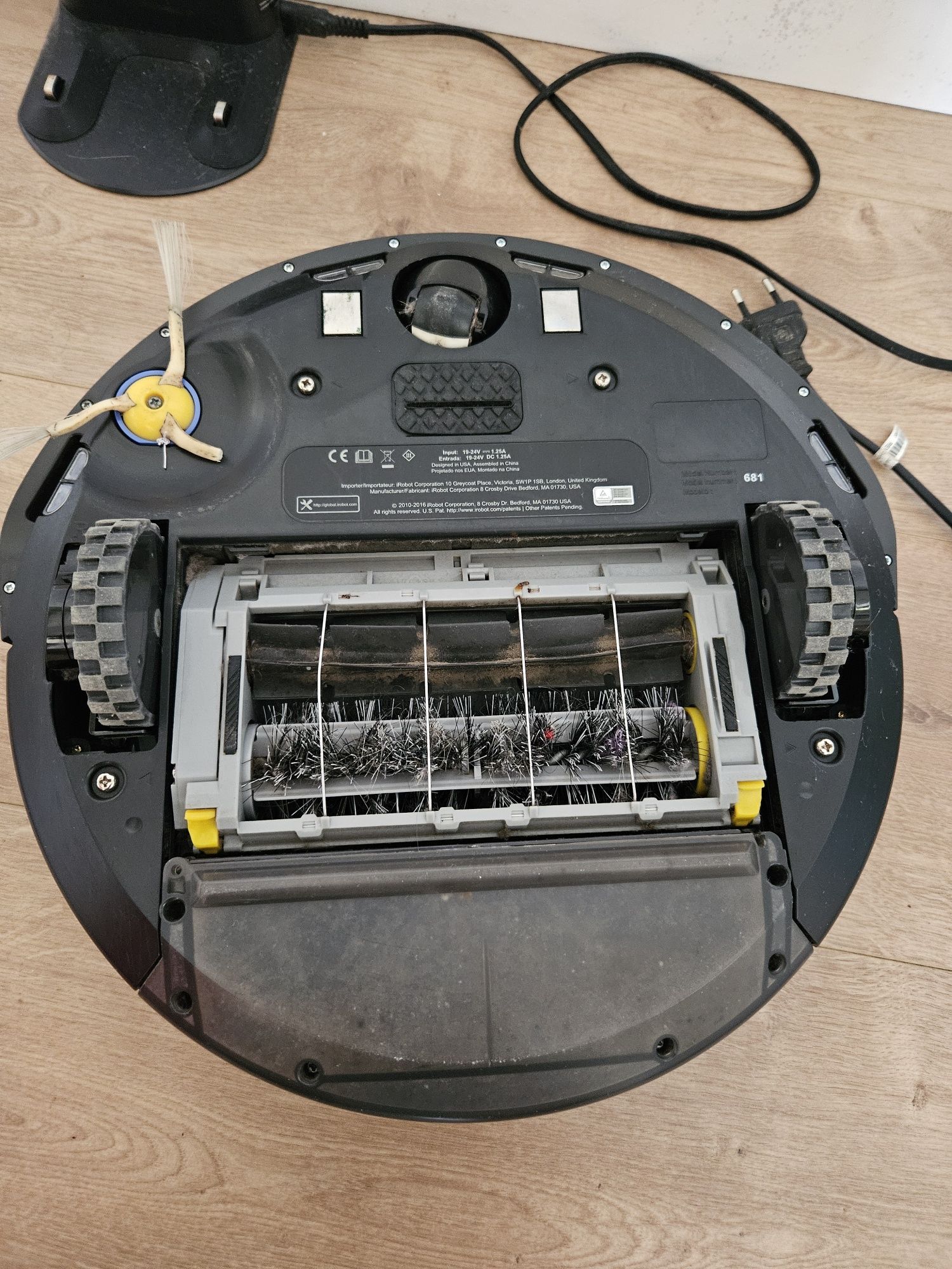 IRobot Roomba 681