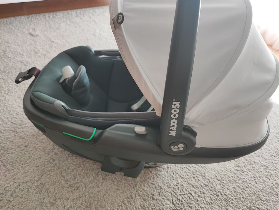 Ovo Maxi Cosi Coral 360 + Adaptadores + Alça transporte