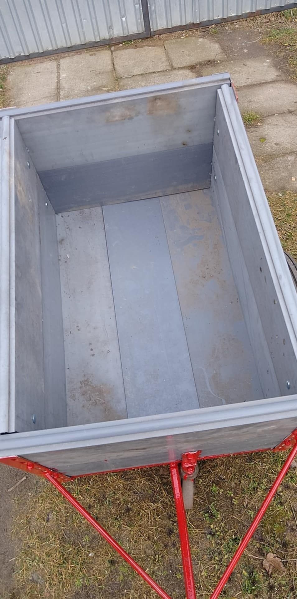 Wózek transportowy ogrodowy na grubych mocnych kołach