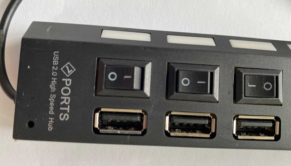 Хаб на 7 портів USB-2.0 для ноутбука