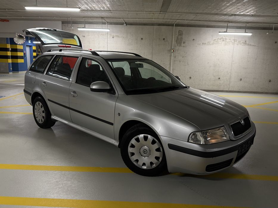 Skoda octavia 1.6МПІ /Restaling 2009/10 R !