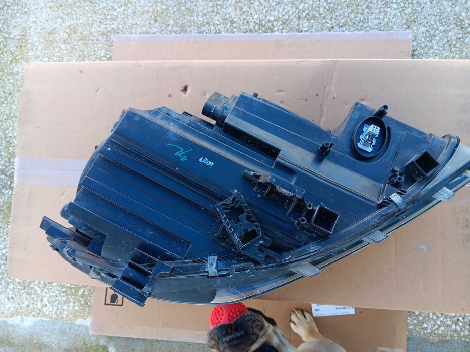 Farol Frontal Mercedes CLA 2015