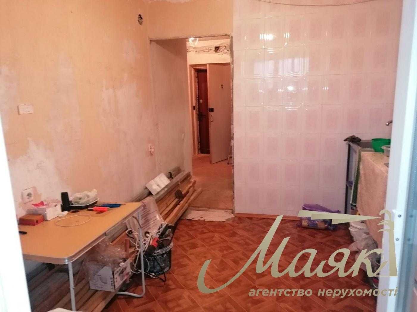 продам Большую1-к.кв.СОРОКОВКА,Центр Хорт.р-на,Новгородская.ВЫСОТКА