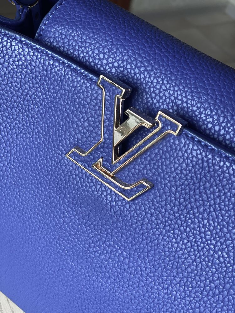 Сумка в стиле LOUIS VUITTON Taurillon Capucines