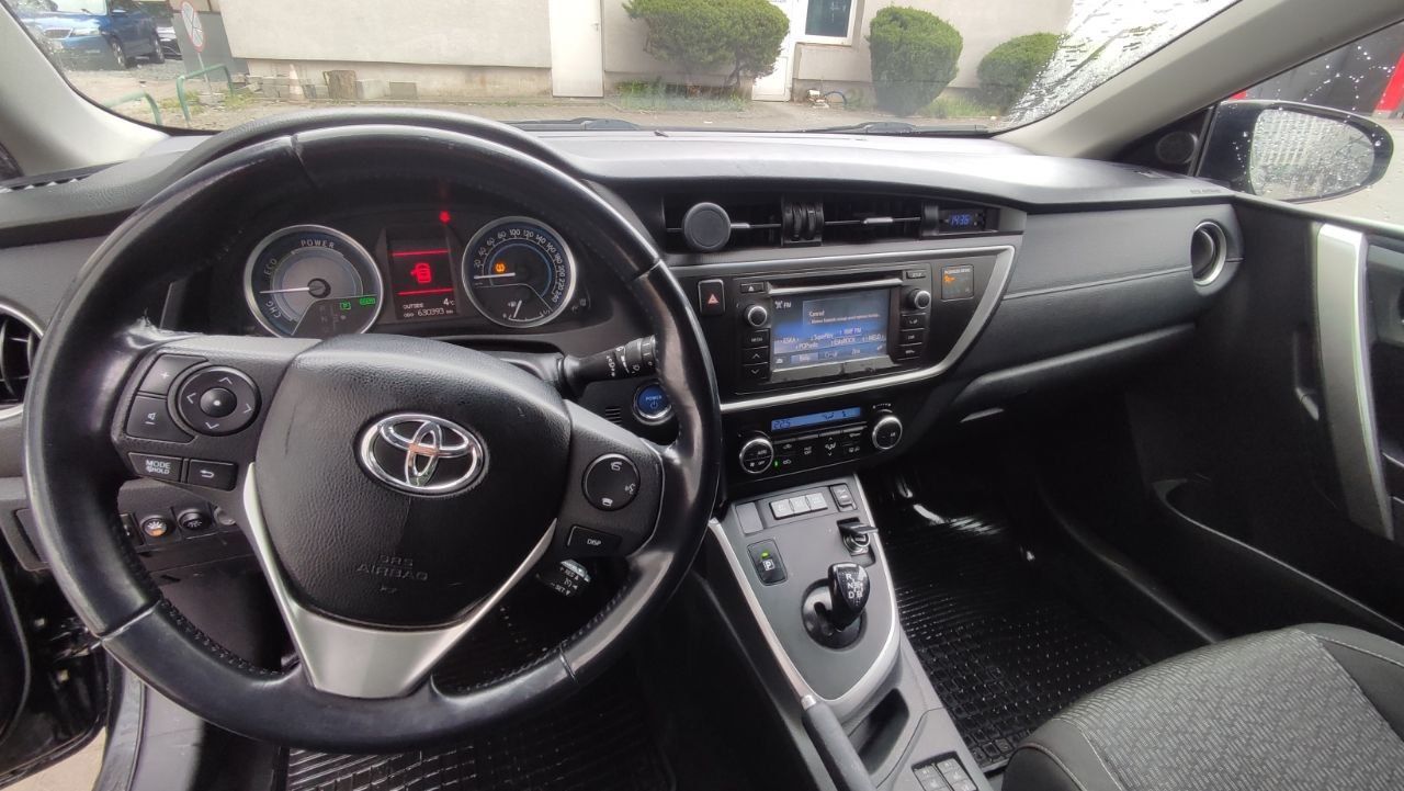 Toyota auris 1.8 Hybrid