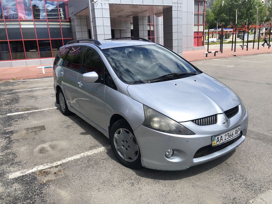Mitsubishi Grandis 2,4 бензин, механика