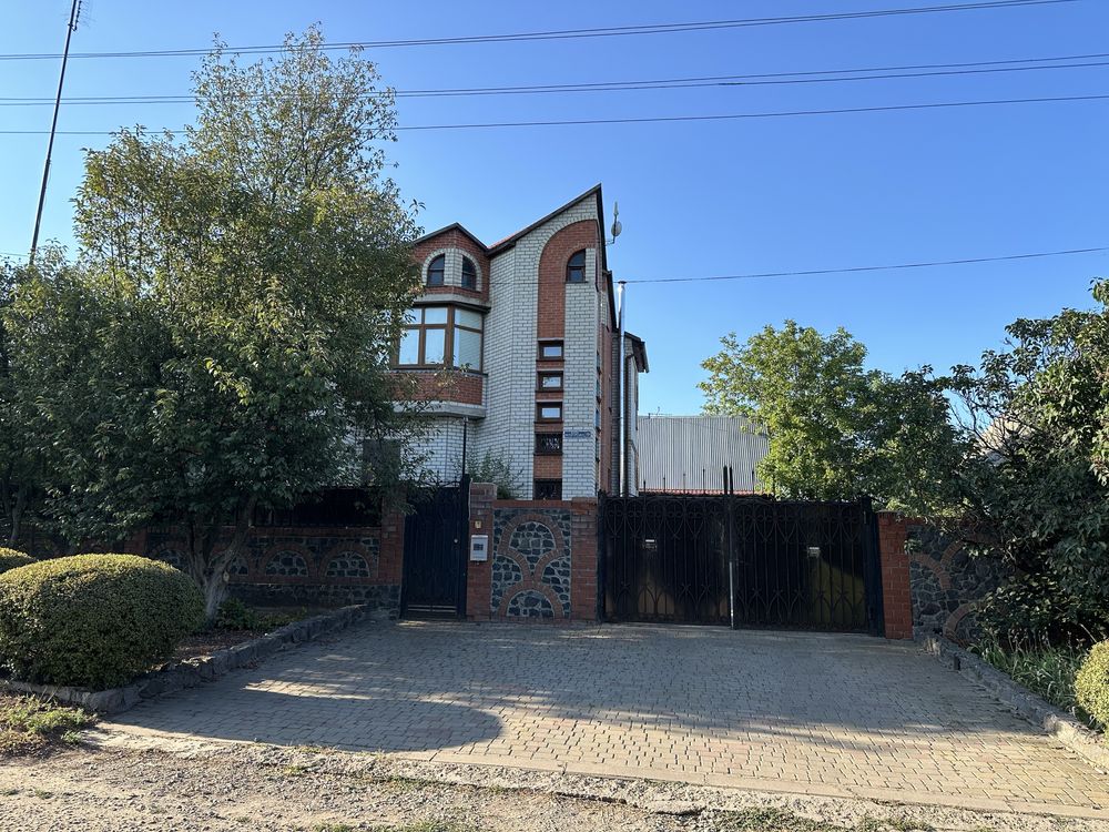 Продам дом 200 квадратов