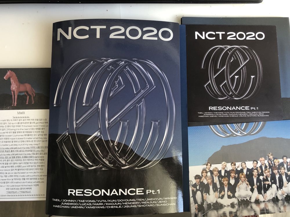 NCT 2020 Resonance pt.1 Past Henry Jeno photocard + pocztówka gratis