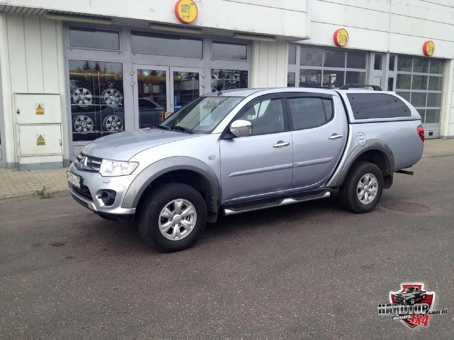 Aluminiowe progi Mitsubishi L200 rok 2009+