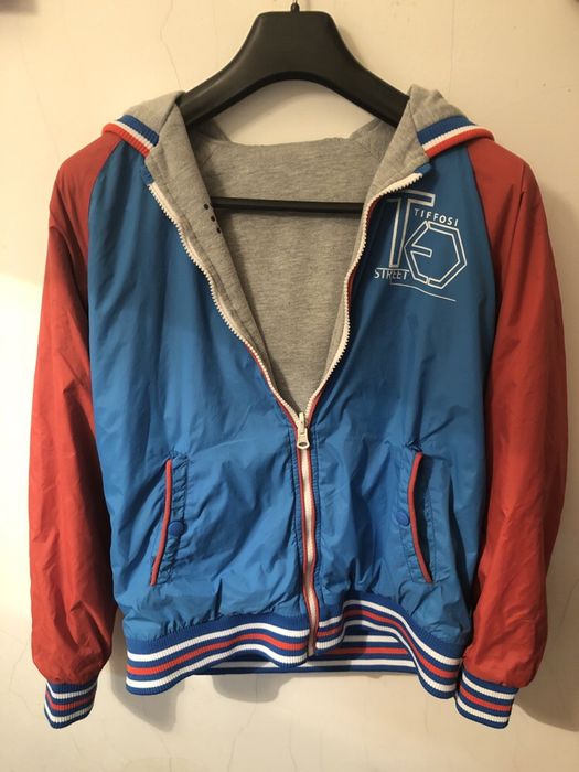 Blusão Tiffosi 14 anos. 2 faces: Impermeável e algodão.