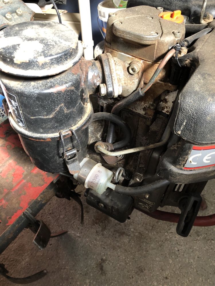Motoenxada a gasoleo