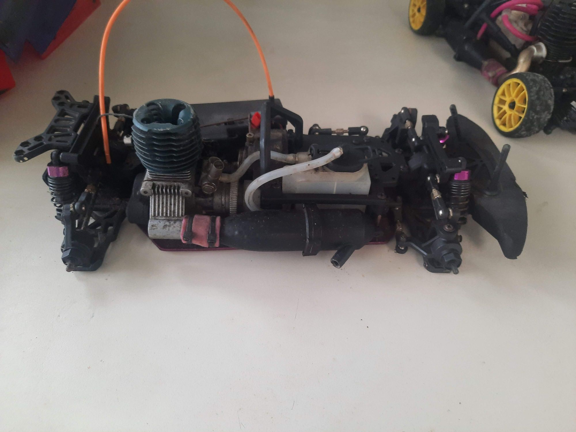 Carro a gasolina radio modelismo escala1/10