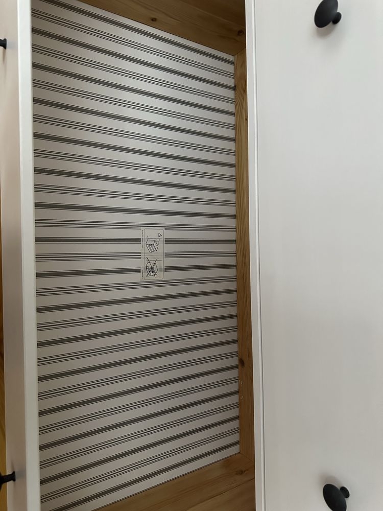Cómoda IKEA modelo HEMNES