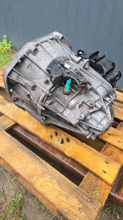 Skrzynia biegów renault master biegów  2,3  pf6 m9t