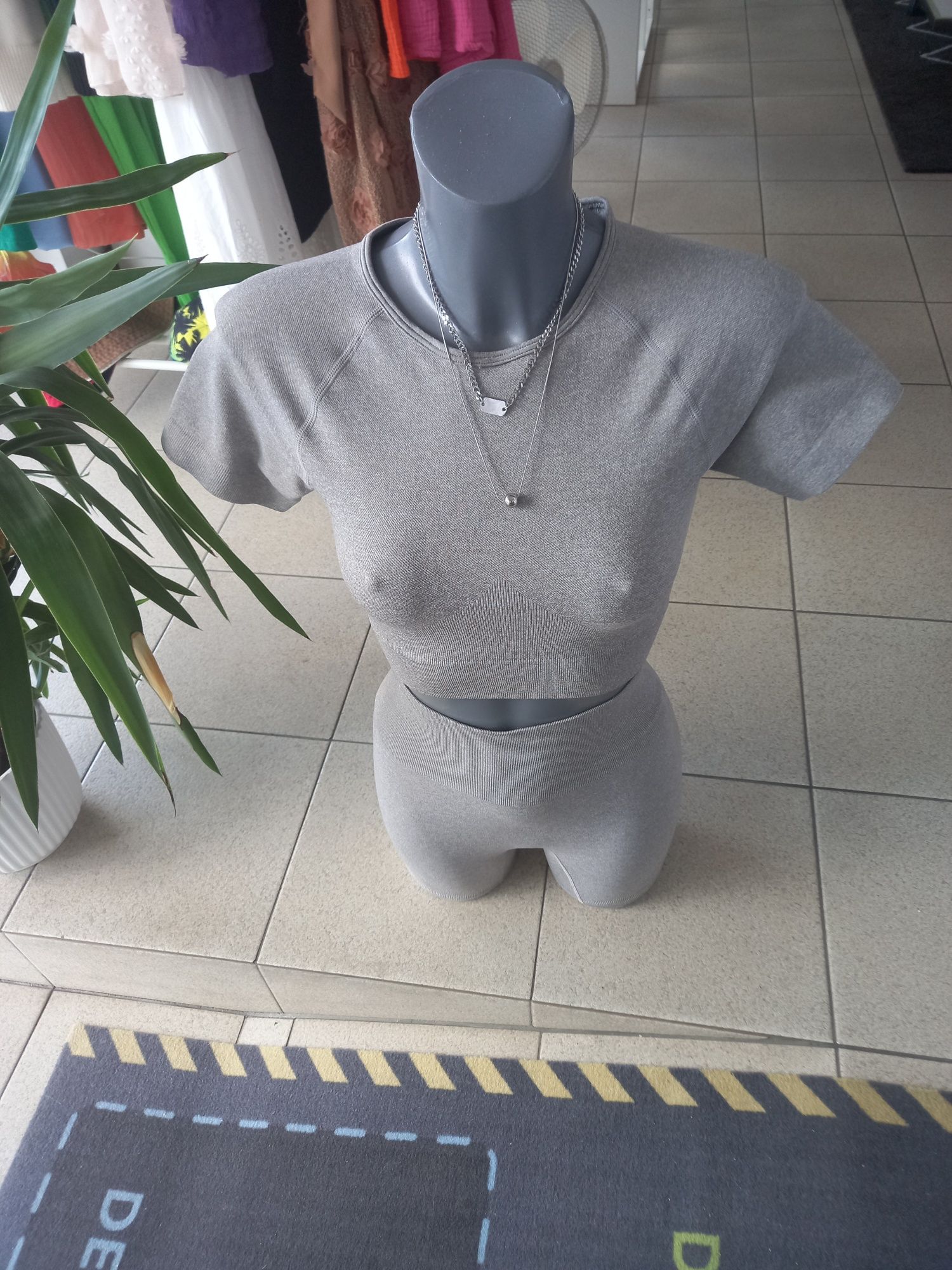 Menequim de mulher