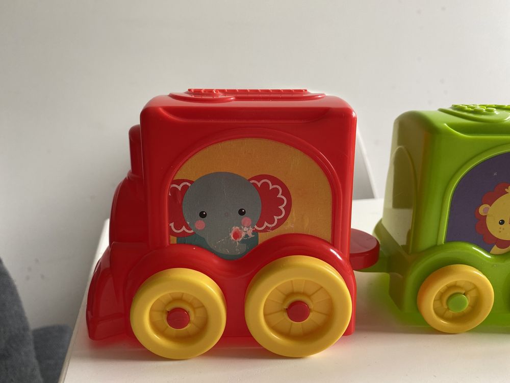 Fisher-Price pociąg zwierzątka 3 elementy