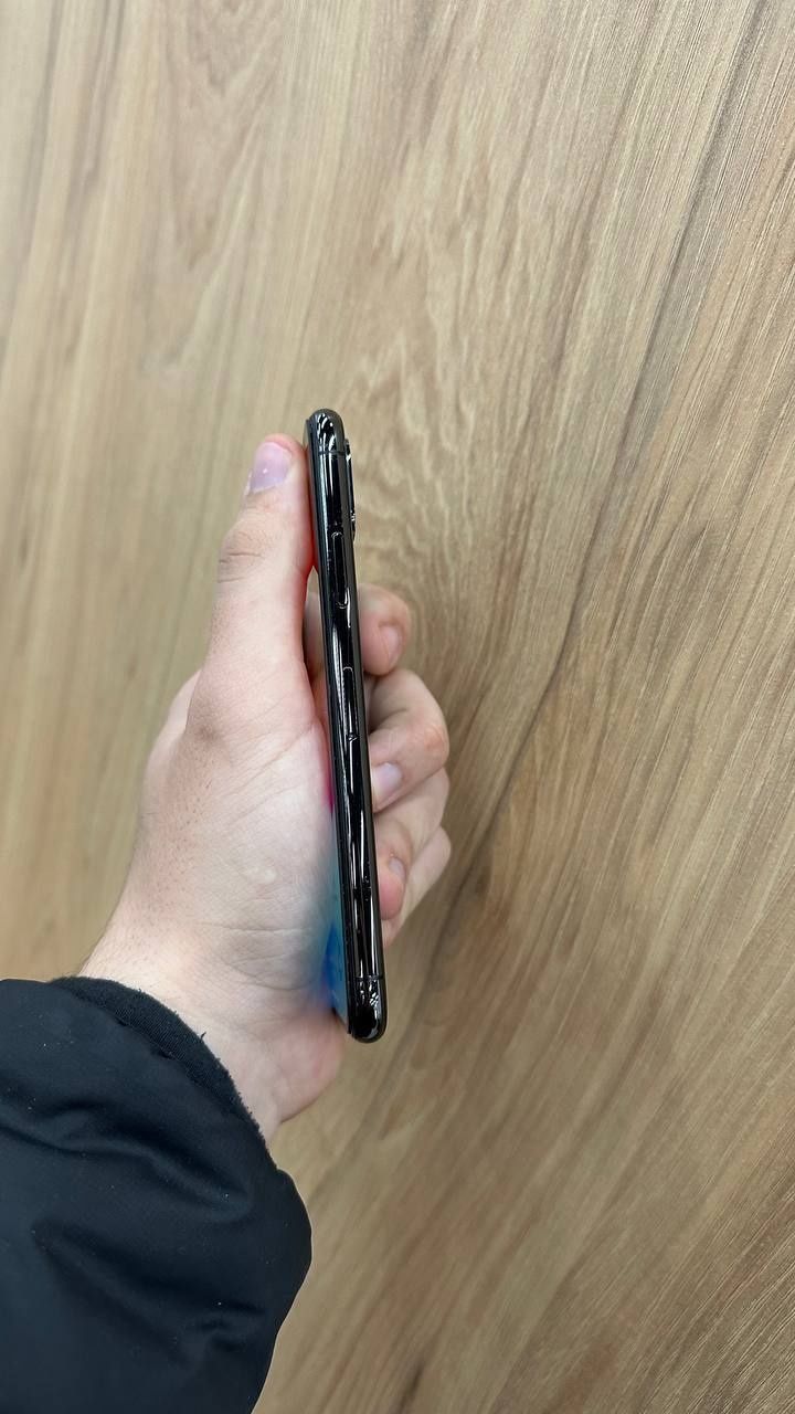 iPhone XS 256GB :)