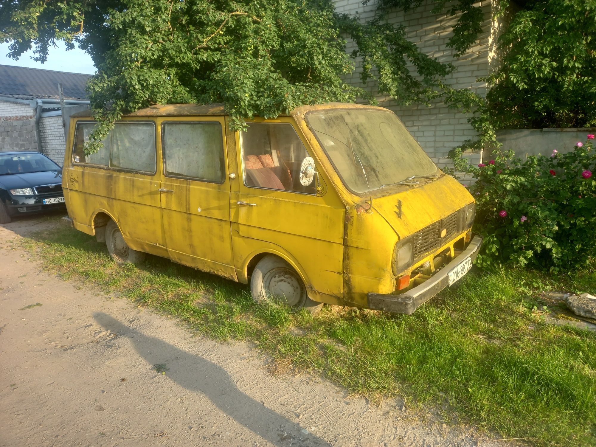 Продається РАФ, автомобіль.
