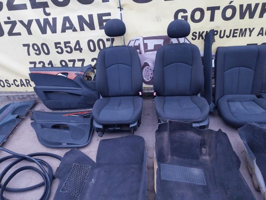 Mercedes w211 sedan E wnętrze tapicerka fotele dywany KPL boczki dekor