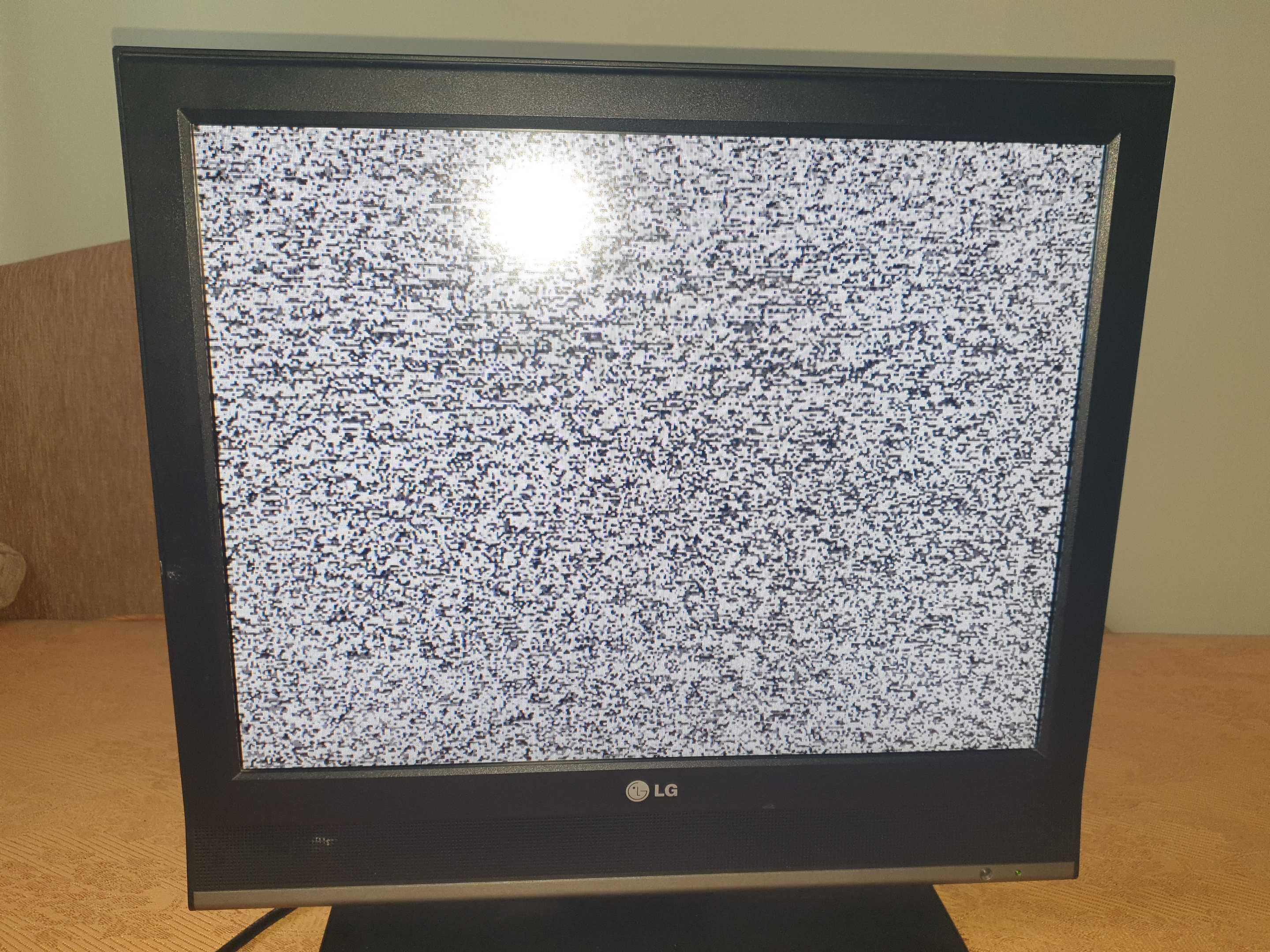 20" TV Monitor - sprawny  LG 20LS5R - EURO CHINCH VGA GŁOŚNIKI