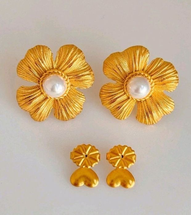 Brincos novos e nunca usados -entrega em mão