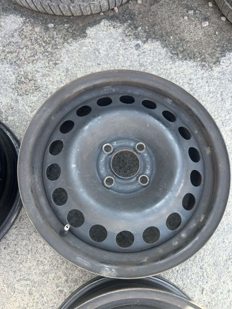 Диски металеві 4/100r15 ET 49  6j