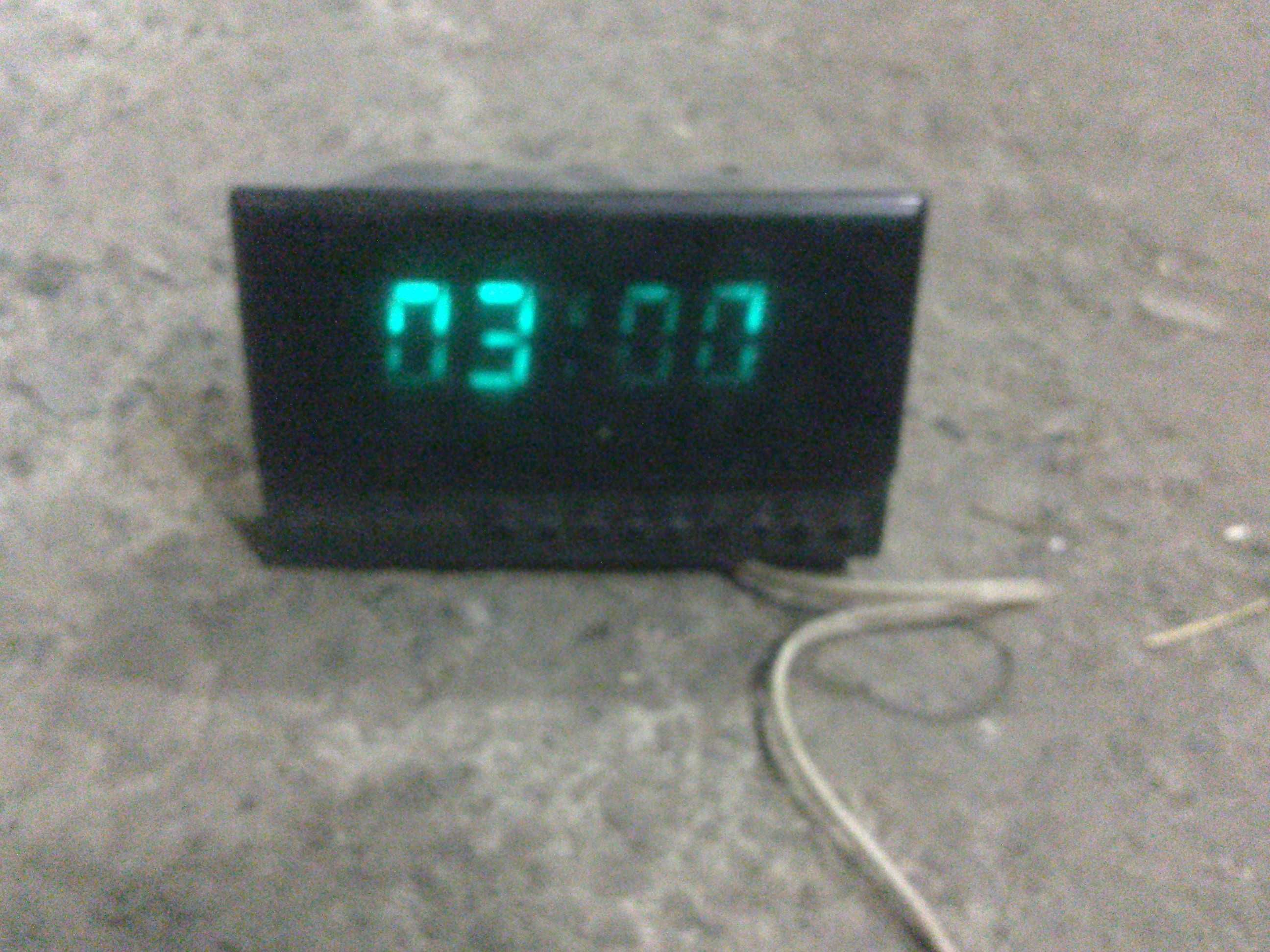 годинник Електроника на 220в