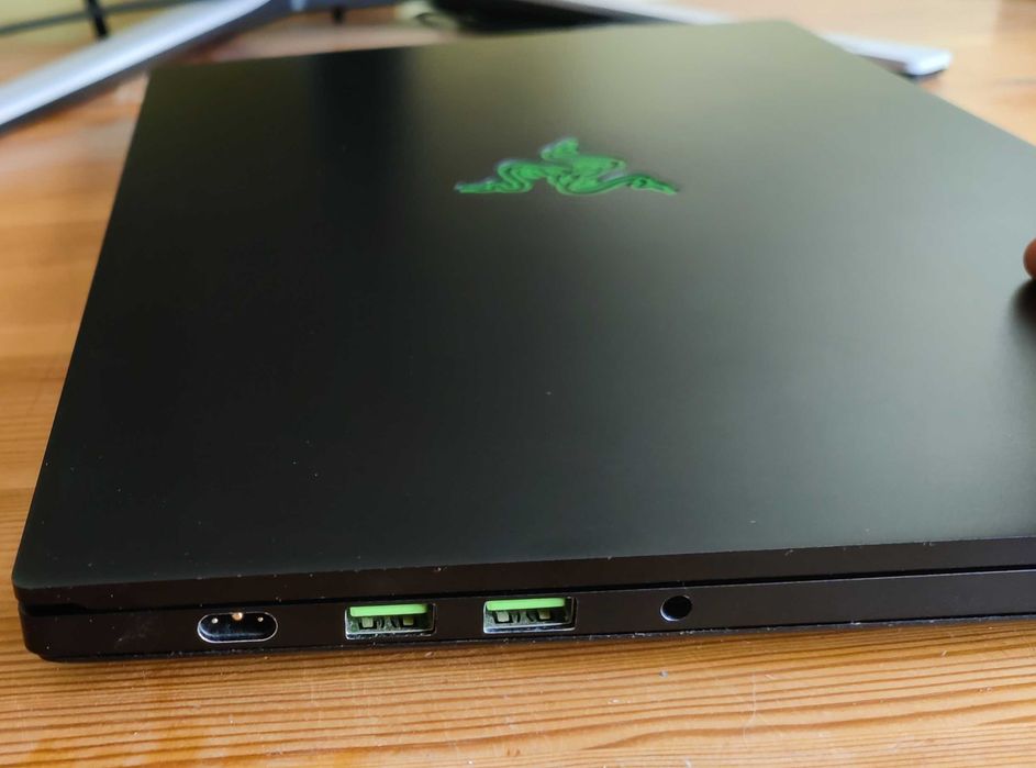 Laptop Razer Blade Advanced 15, RTX 2080, i7 8750h, 16gb RAM