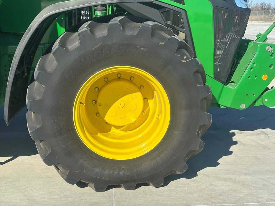 John Deere 8R370