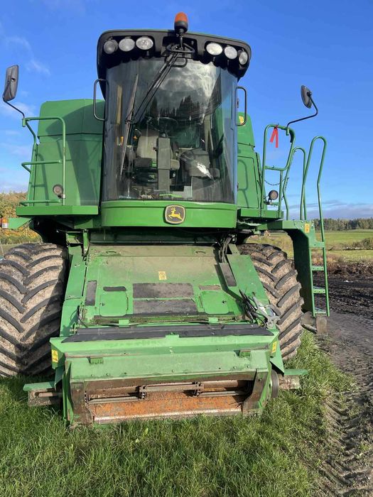 Kombajn  zbożowy John Deere W650