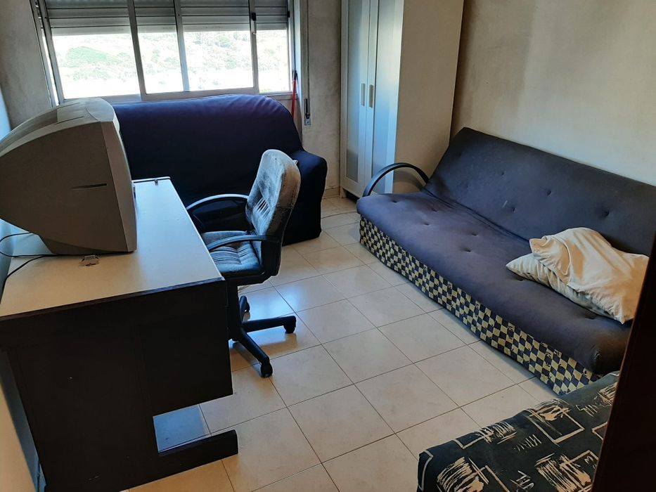 Quarto para arrendamento mensal para duas pessoas (275€) cada