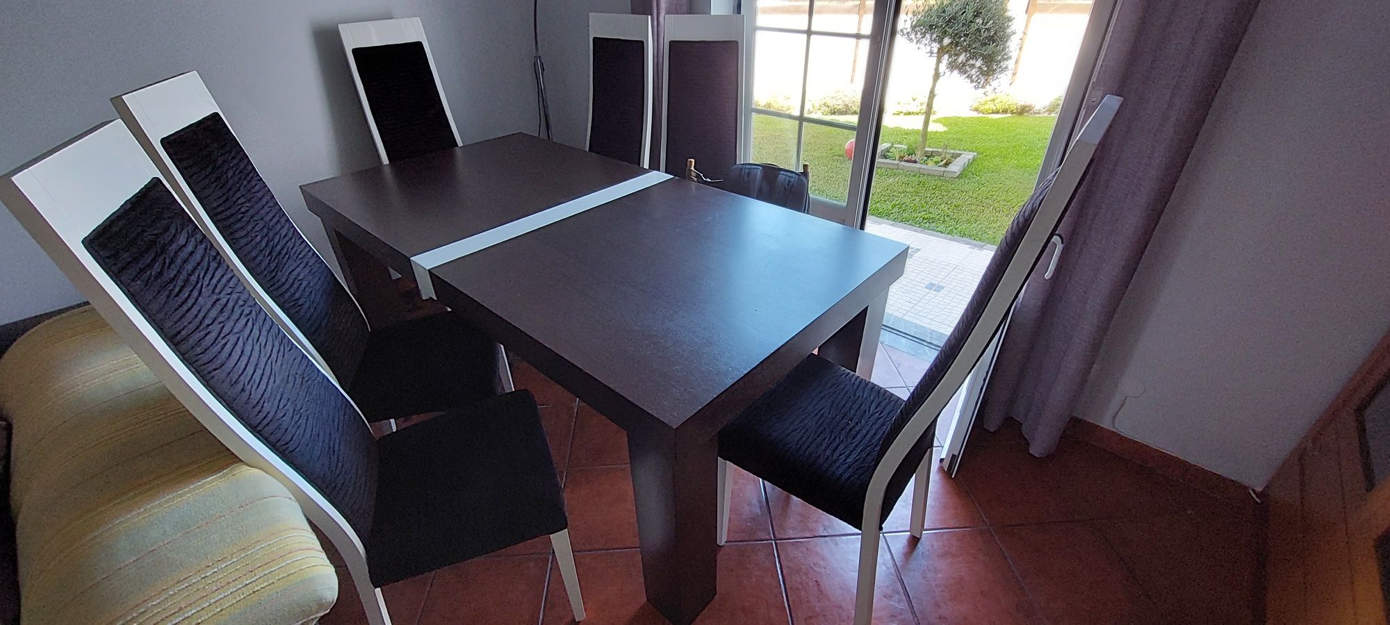 Mesa jantar e 6 cadeiras